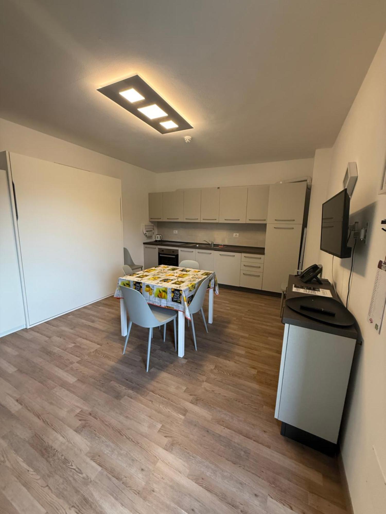 Residence San Francesco Tirrenia Εξωτερικό φωτογραφία