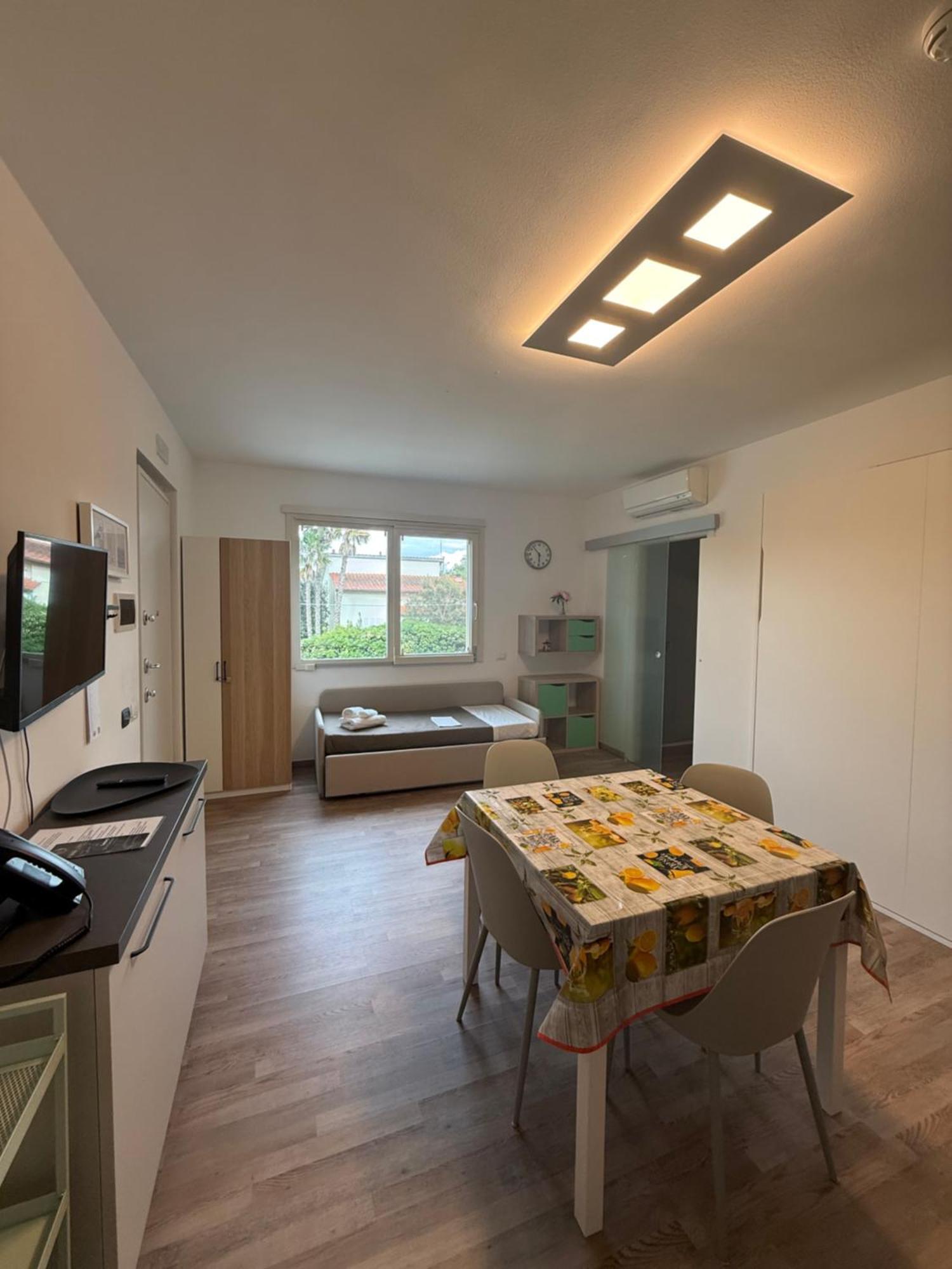 Residence San Francesco Tirrenia Εξωτερικό φωτογραφία